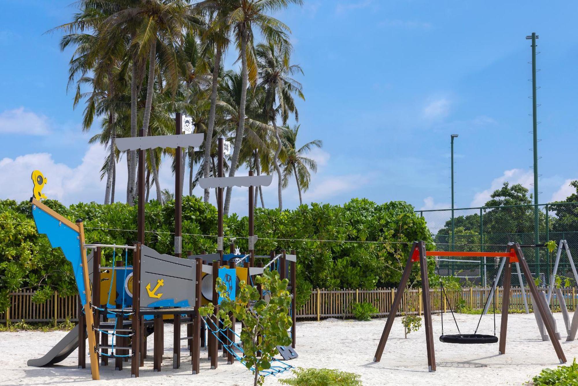 Avani Plus Fares Maldives Resort - 50 Percent Off On Seaplane Transfer For Minimum Stay Of 3 Nights And More For Stays Until 31 October 2025 Kendhoo Exterior foto